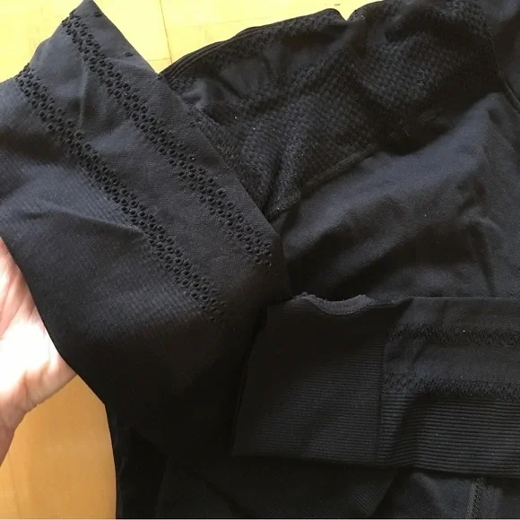 Fabletics Full Zip Lightweight Hoodie, Thumbholes, Pockets, Black, XS - Picture 5 of 14